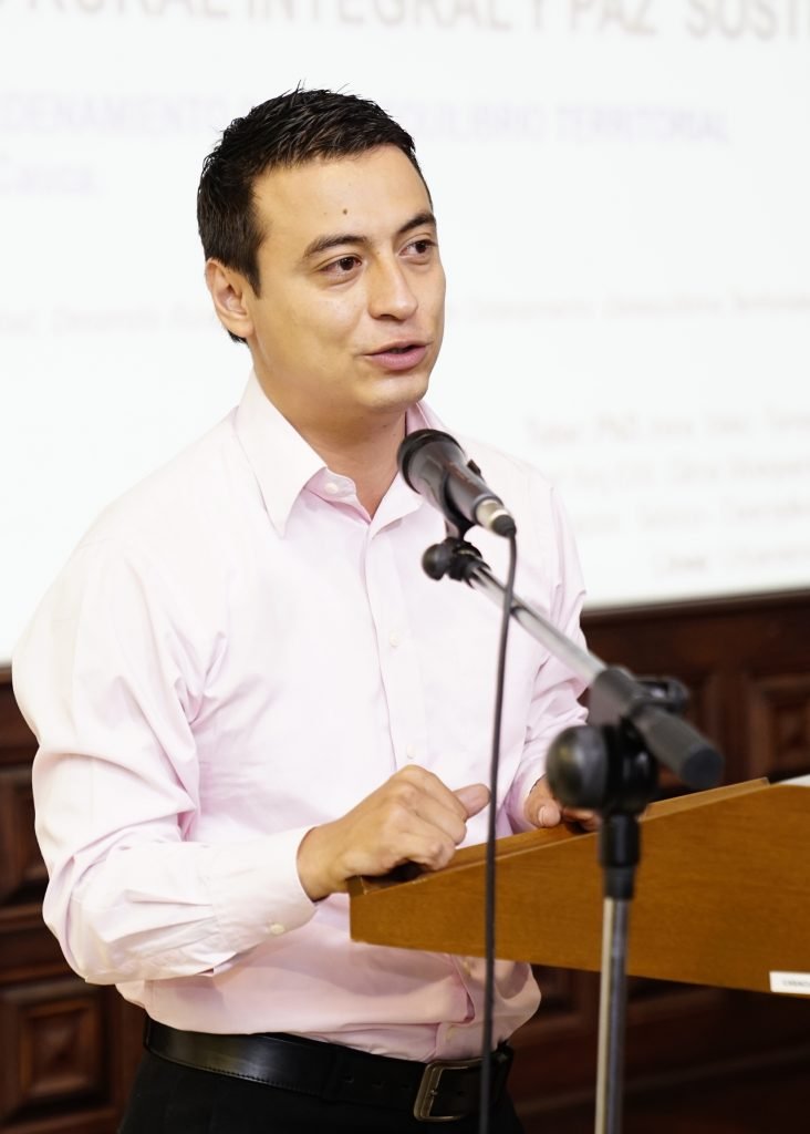 Luis Fernando Taylor